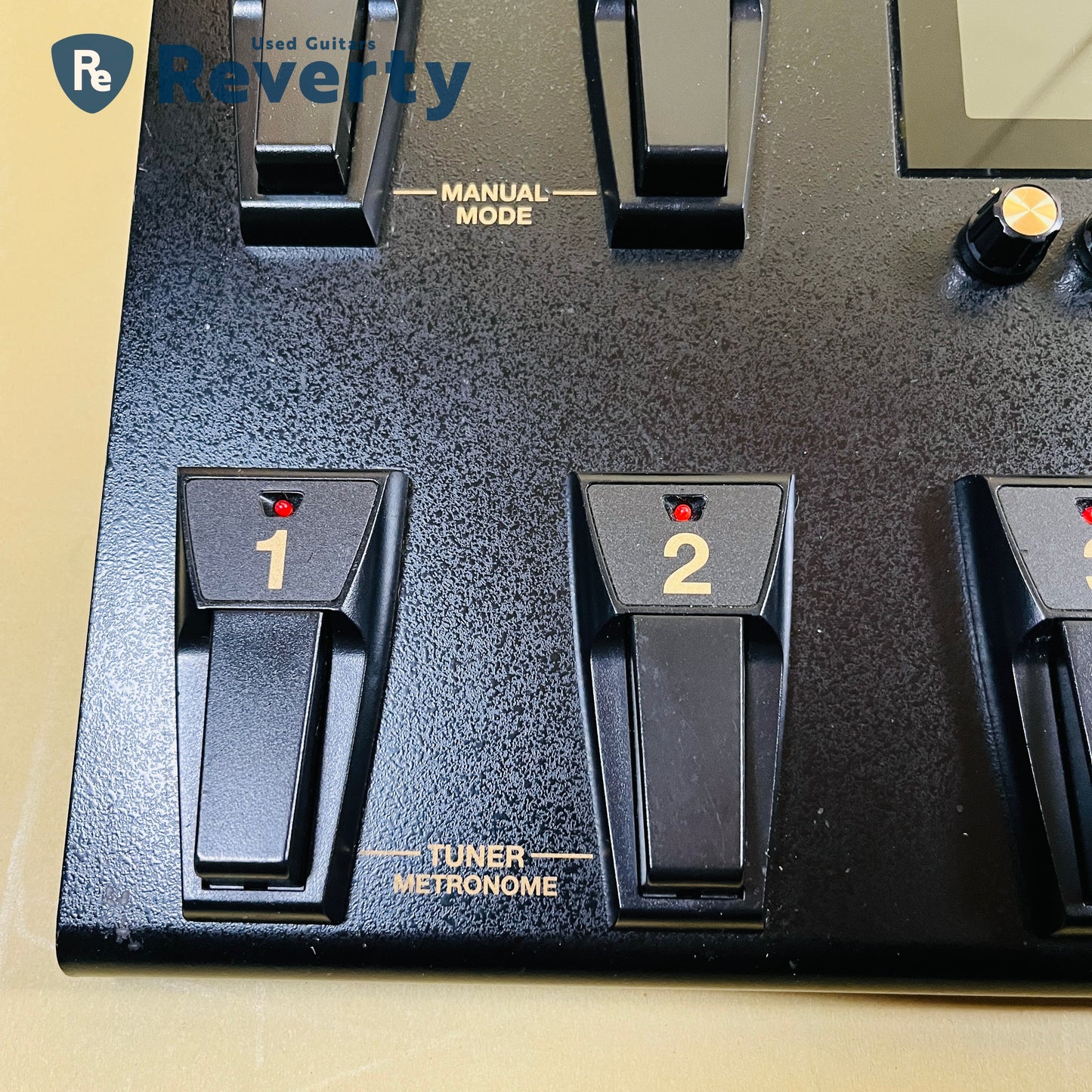 BOSS GT-100 Multi Effector Guitar Effects Processor w/Power cord Used