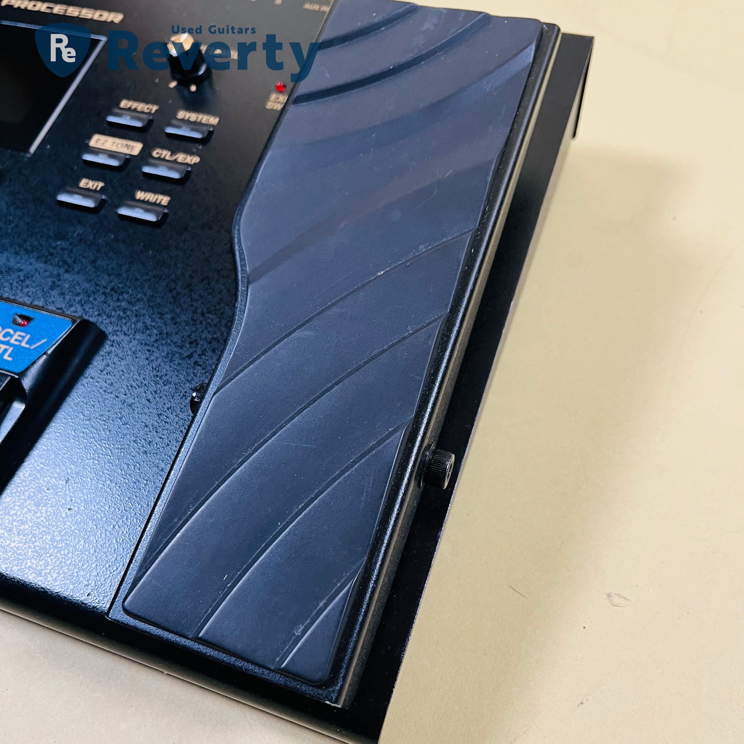 BOSS GT-100 Multi Effector Guitar Effects Processor w/Power cord Used