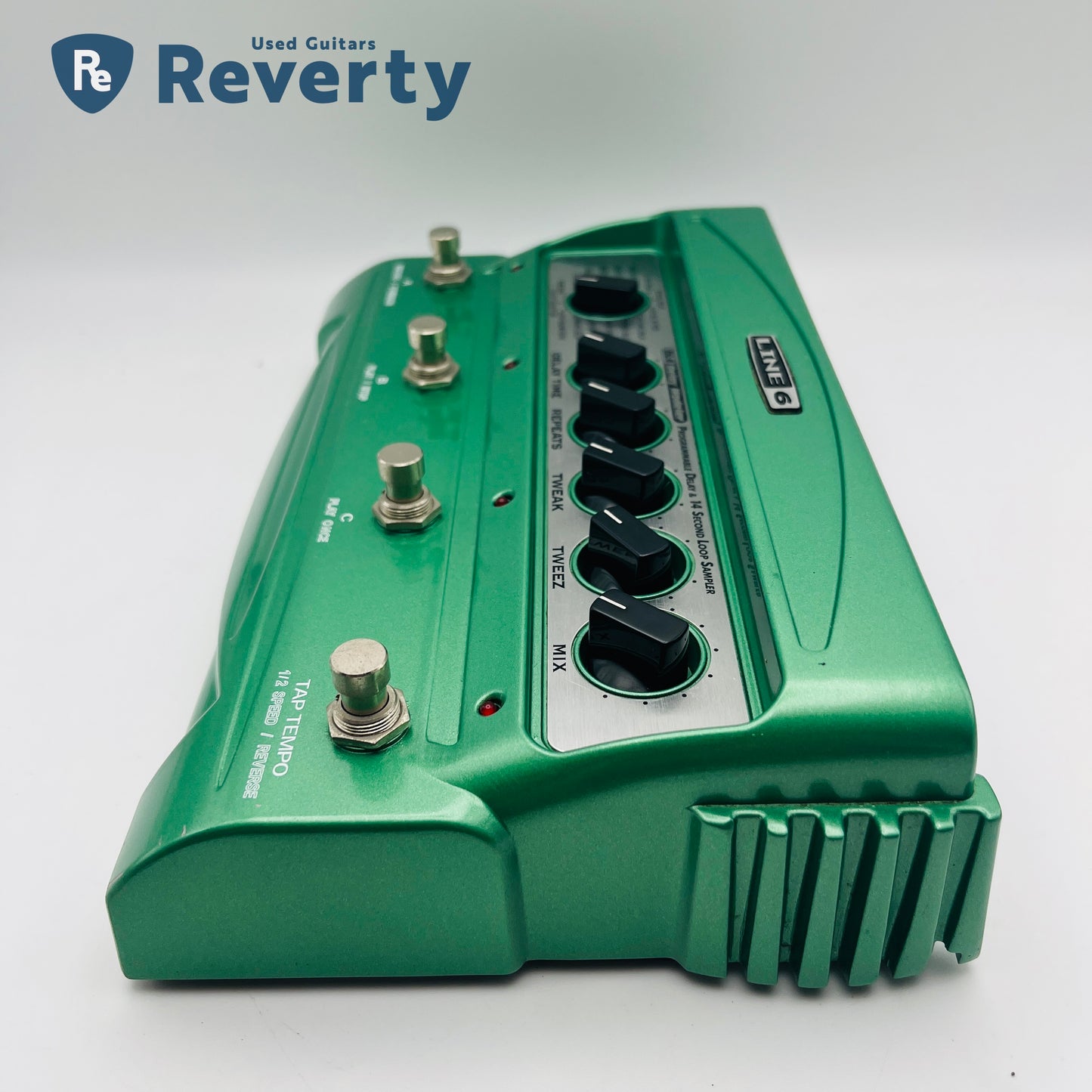 LINE6 DL4 Digital Delay Modeler Guitar Effect Pedal Used