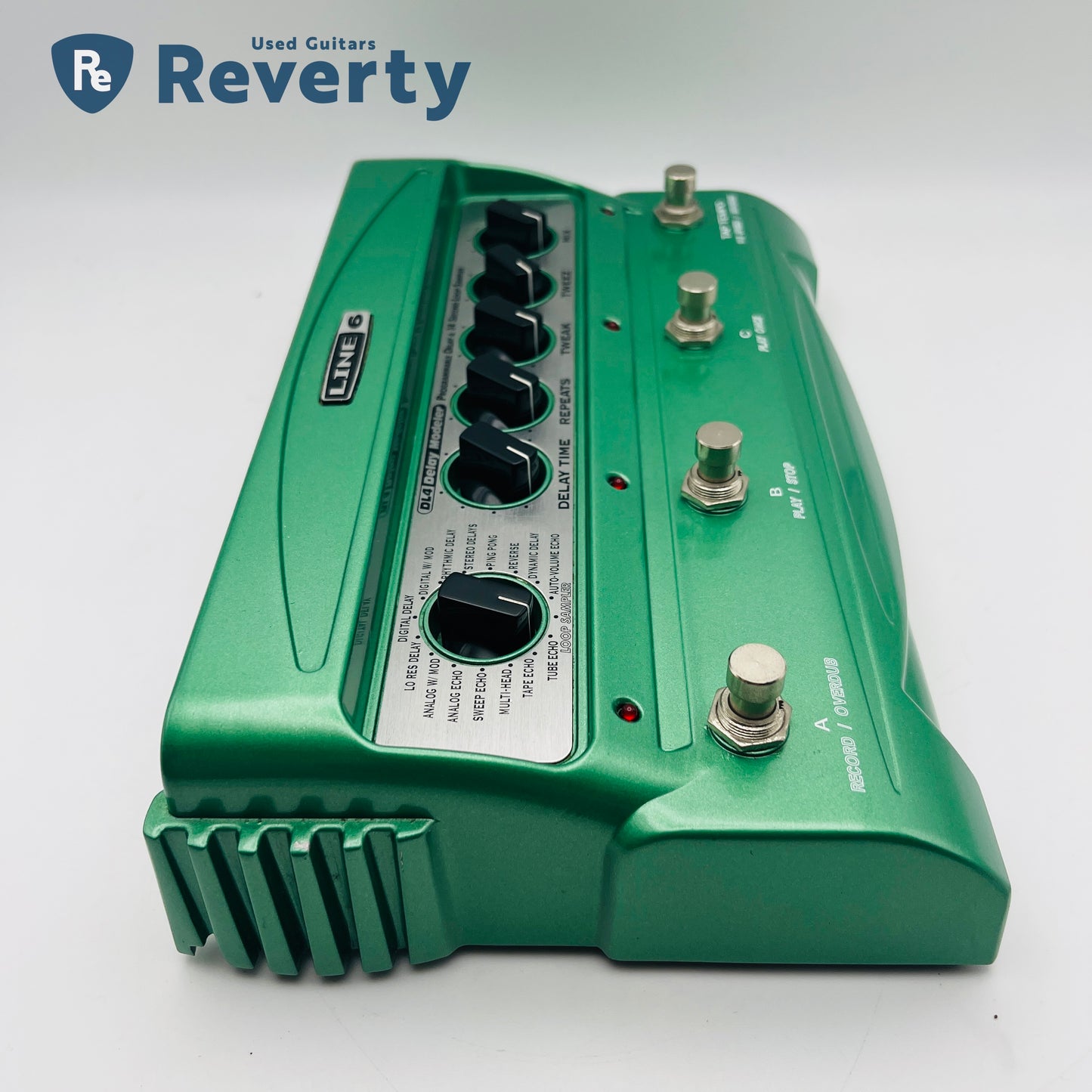 LINE6 DL4 Digital Delay Modeler Guitar Effect Pedal Used