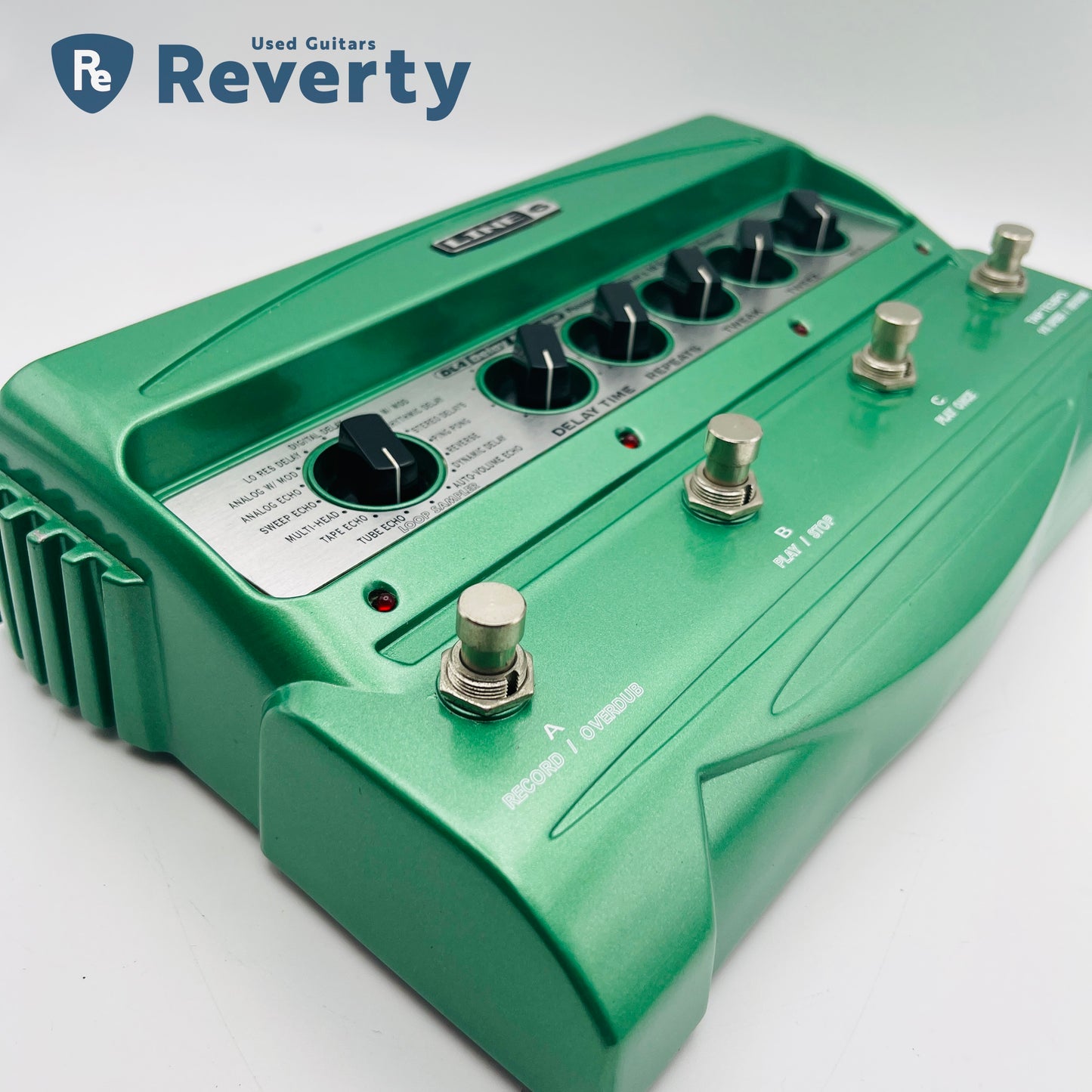 LINE6 DL4 Digital Delay Modeler Guitar Effect Pedal Used