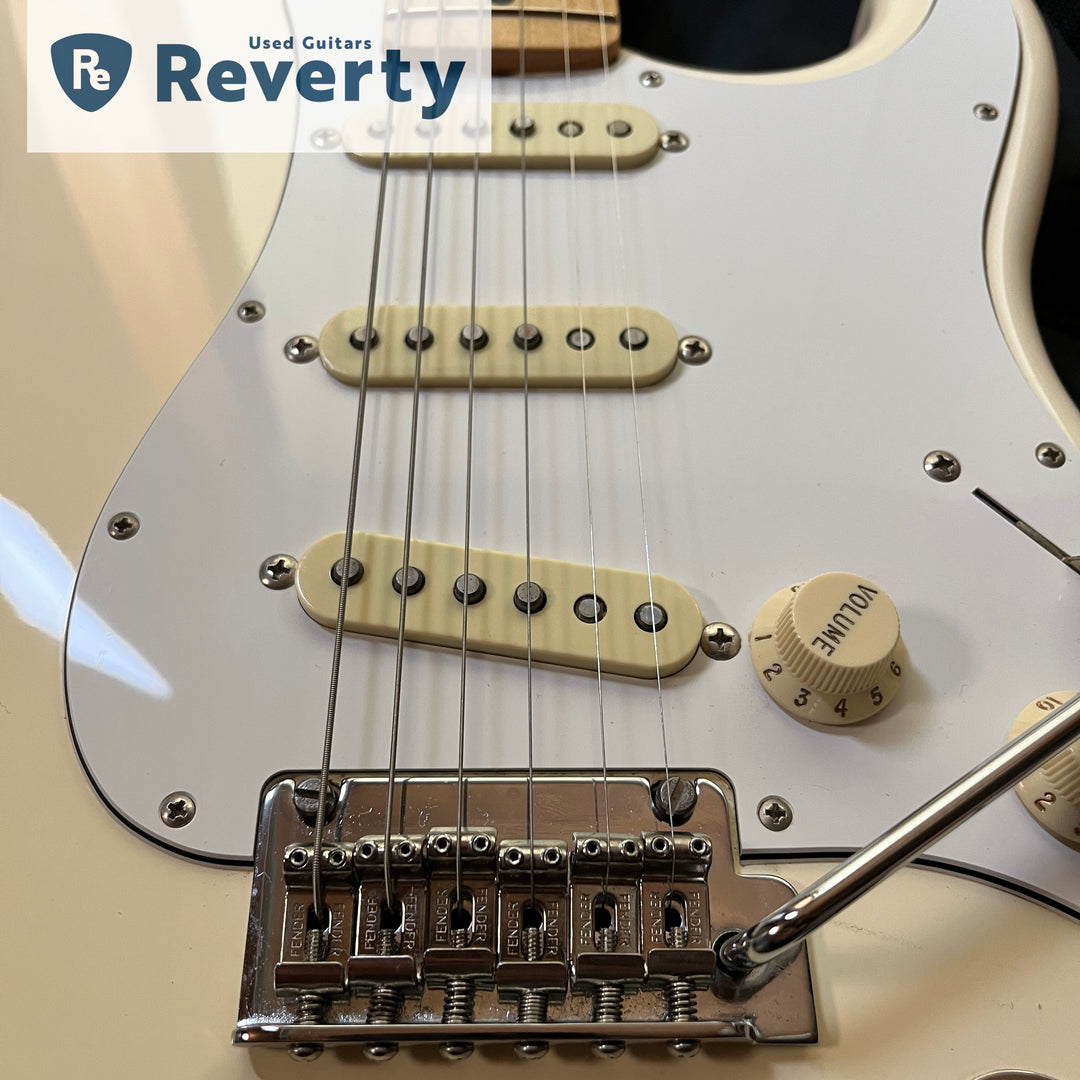 2018 Fender MIJ Hybrid 68 Stratocaster Arctic White Maple, USA Vintage Pickups