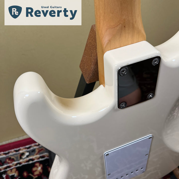 2018 Fender MIJ Hybrid 68 Stratocaster Arctic White Maple, USA Vintage Pickups