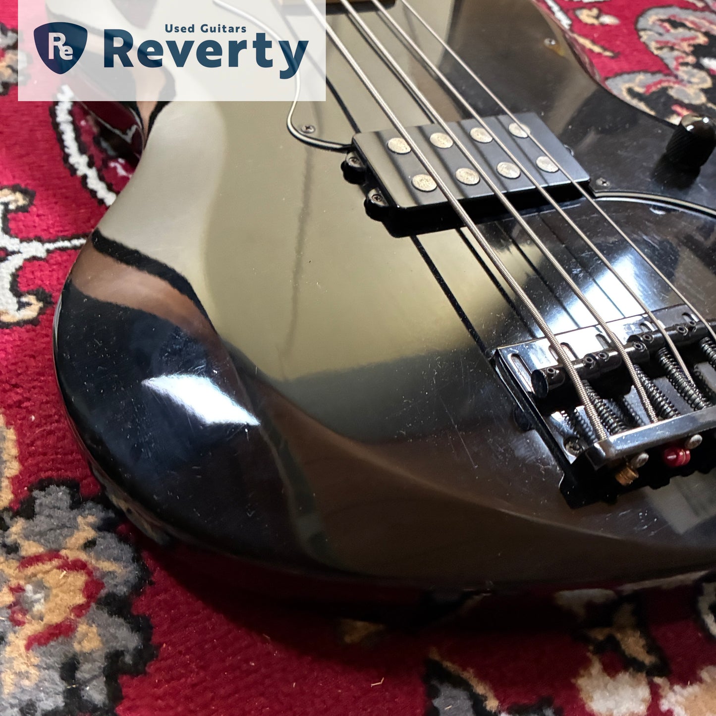 GrassRoots by ESP G-VP-46B Viper Bass 4-String Black SG-Style w/ Soft Case