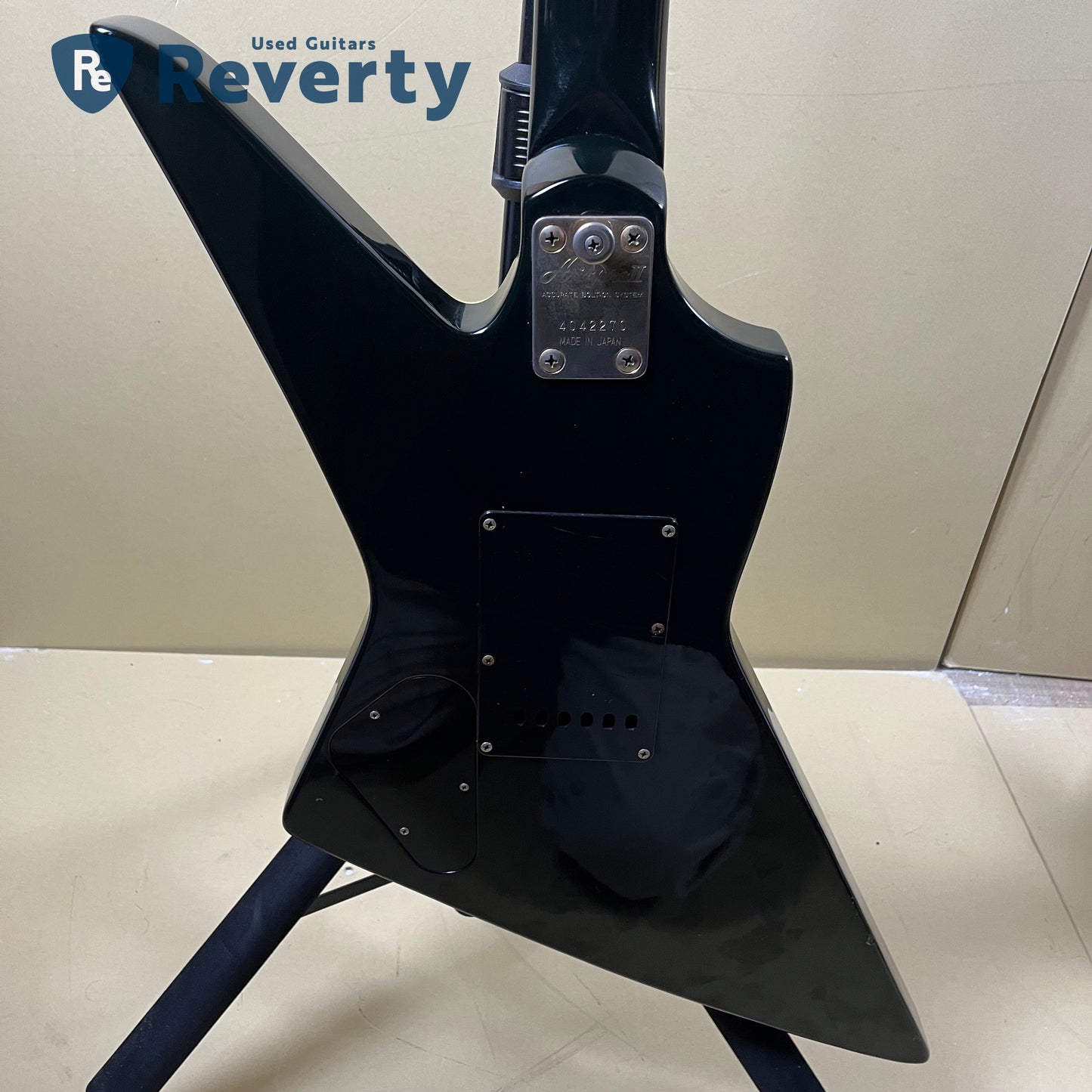 Aria Pro Ⅱ ZZ Custom Black / White 1984 Made in Japan Explorer Model Used