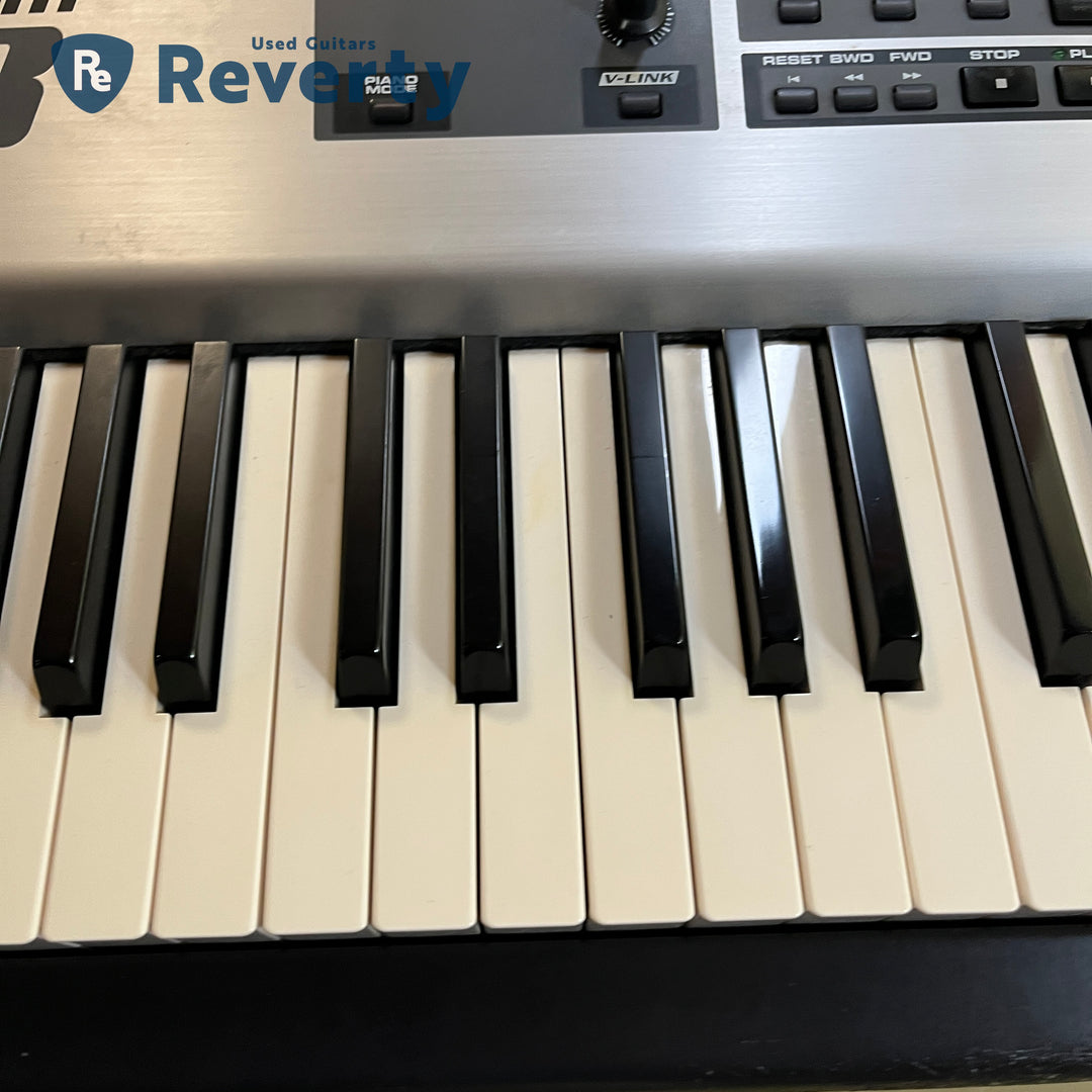 Roland Fantom-X8 Audio Track 88-Key Synthesizer Electronic Keyboard FantomX8 X8