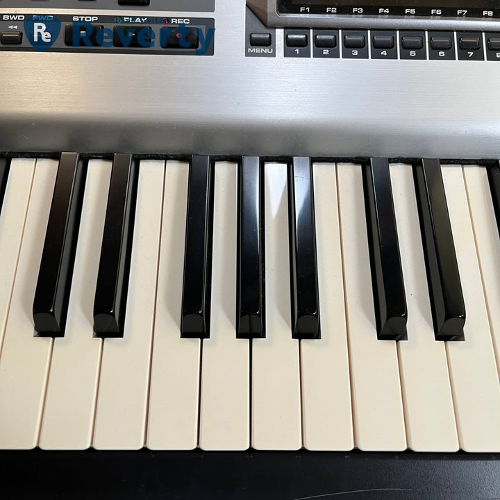 Roland Fantom-X8 Audio Track 88-Key Synthesizer Electronic Keyboard FantomX8 X8
