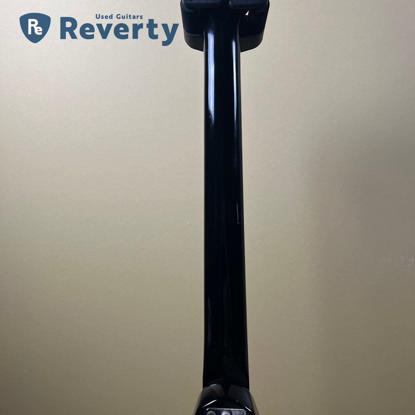 Aria Pro Ⅱ XX Deluxe Black 1985 Made in Japan V model electric Guitar