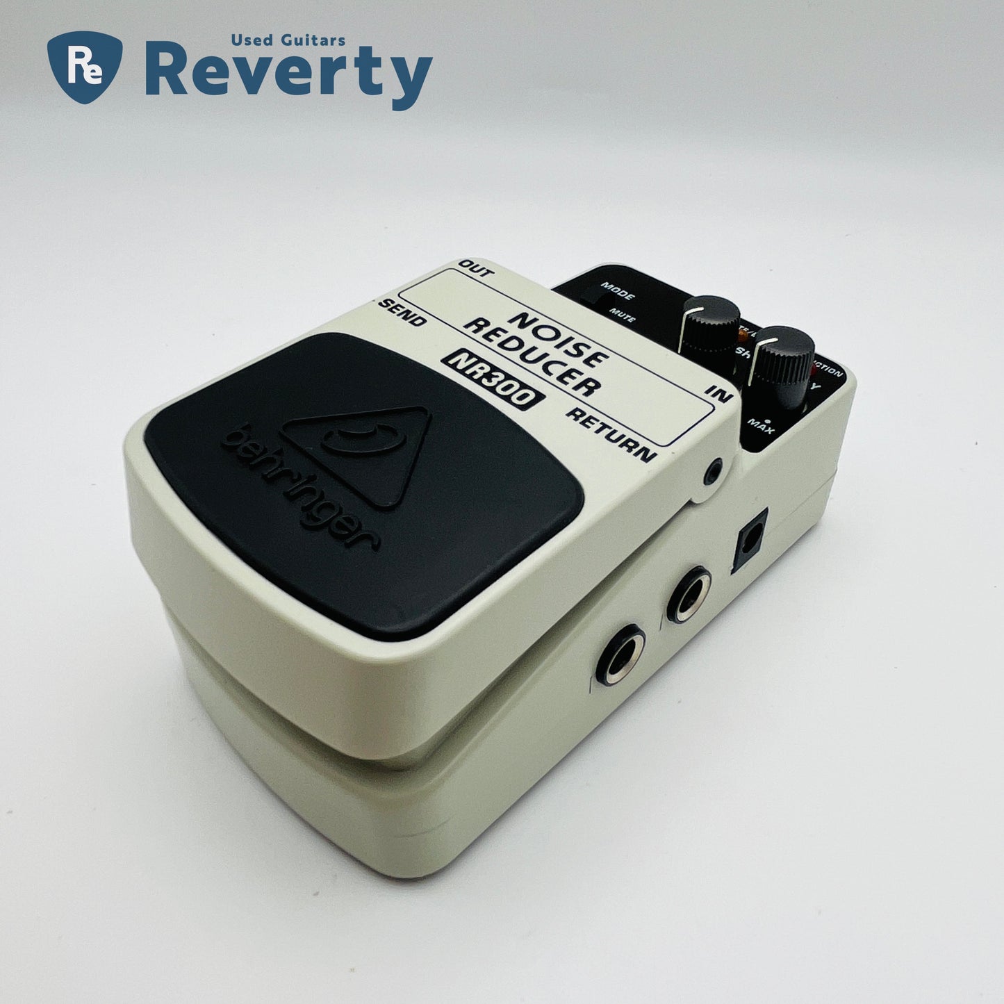 Behringer NR300 Noise Reducer Guitar Effect Pedal Used