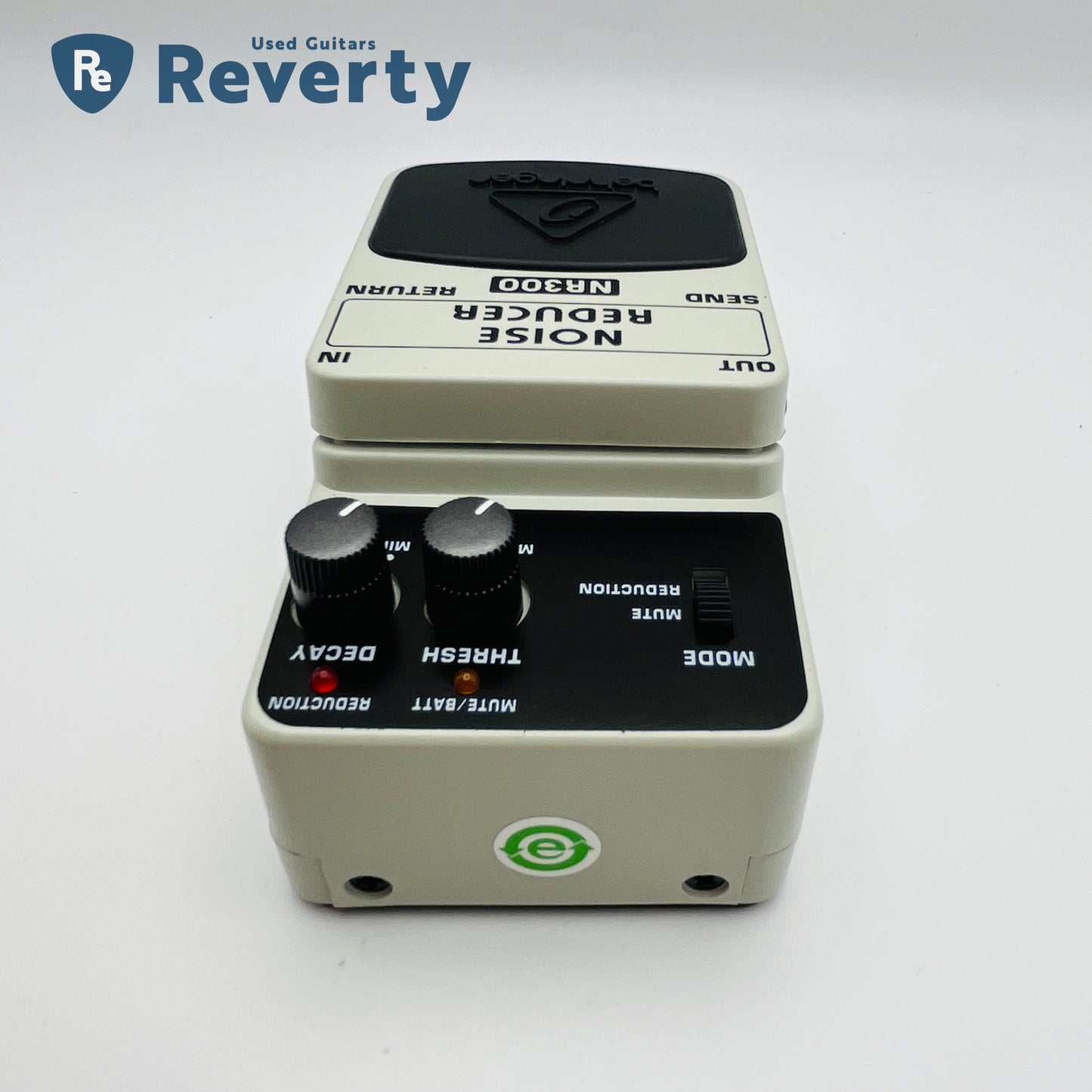 Behringer NR300 Noise Reducer Guitar Effect Pedal Used