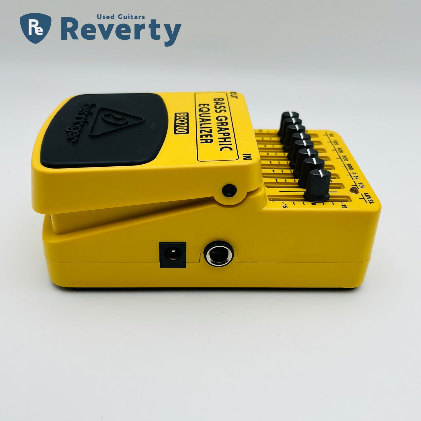 Behringer BEQ700 Bass Graphic Equalizer Effect Pedal Used