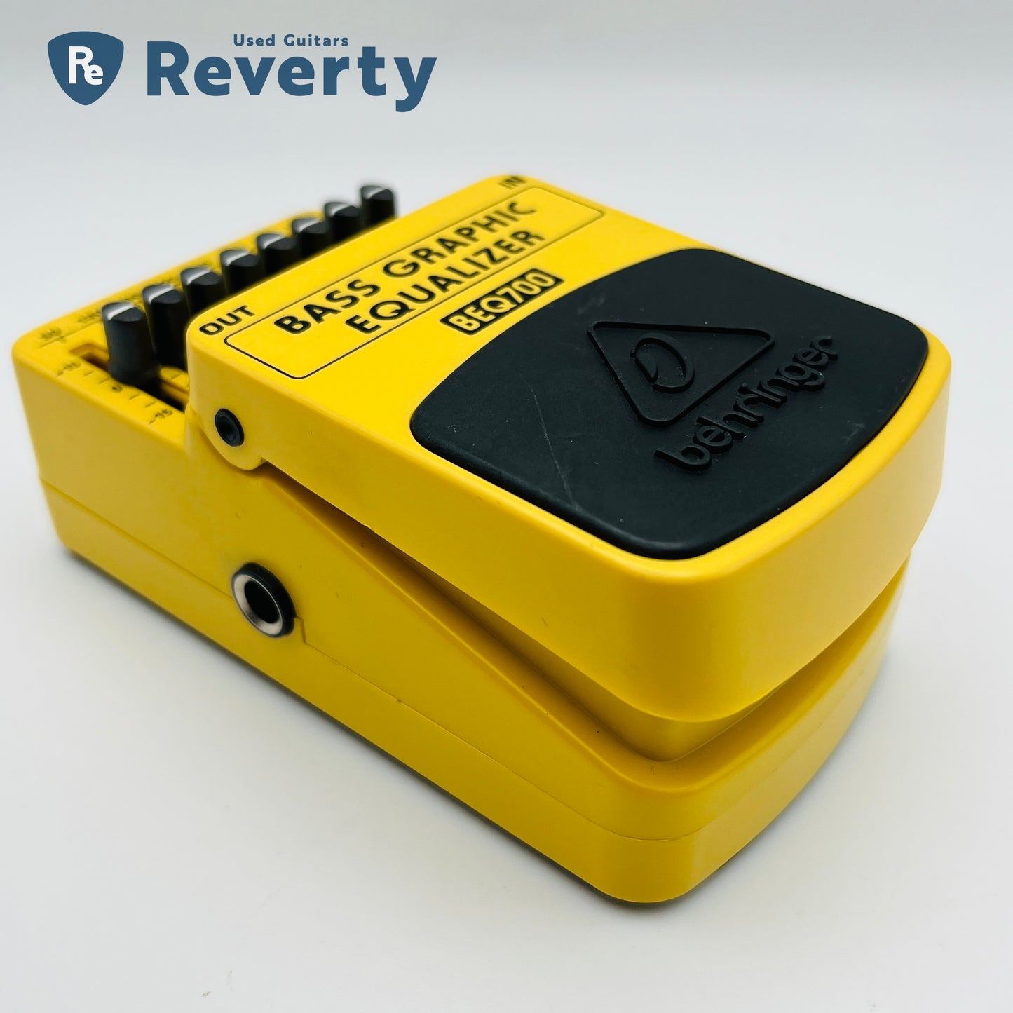 Behringer BEQ700 Bass Graphic Equalizer Effect Pedal Used