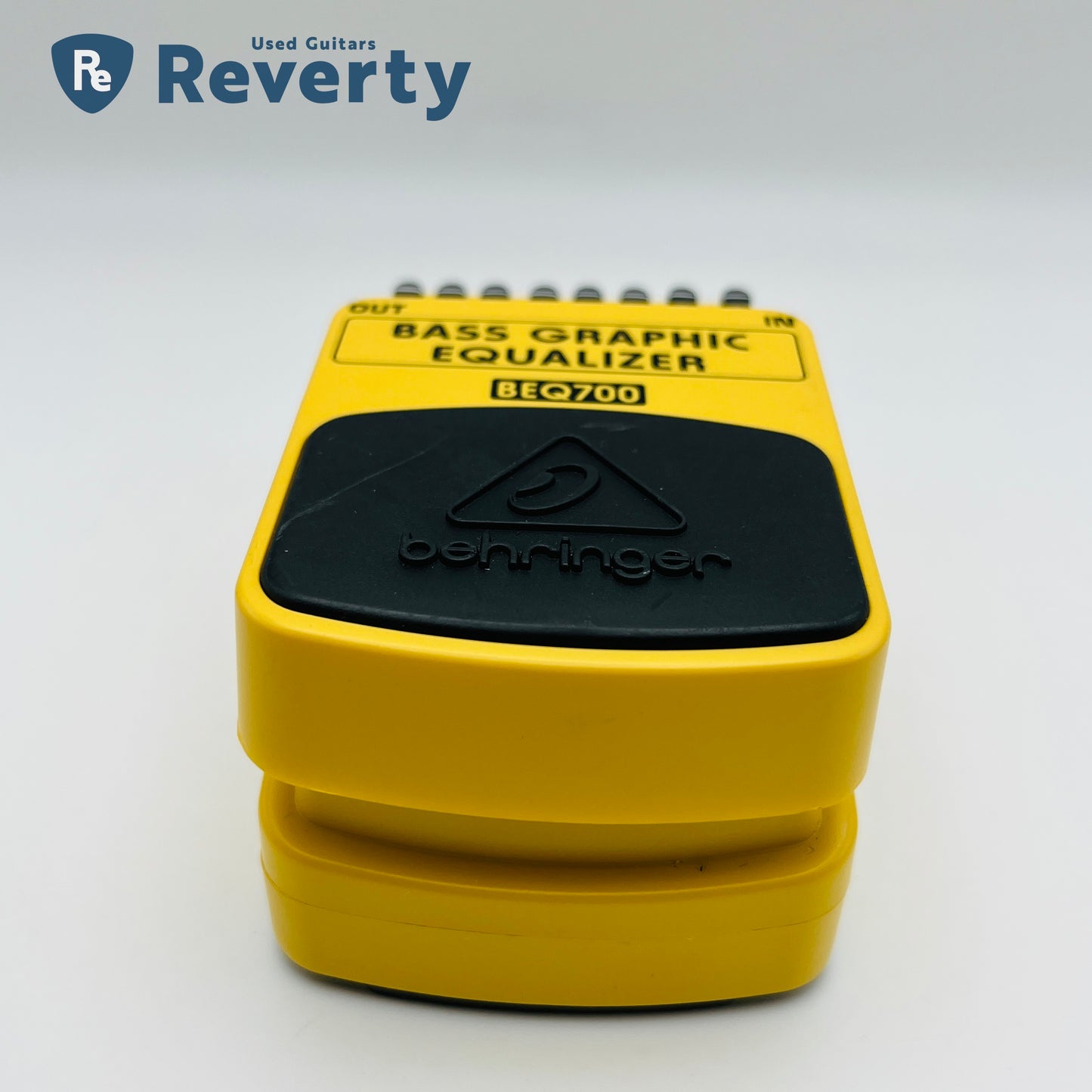 Behringer BEQ700 Bass Graphic Equalizer Effect Pedal Used