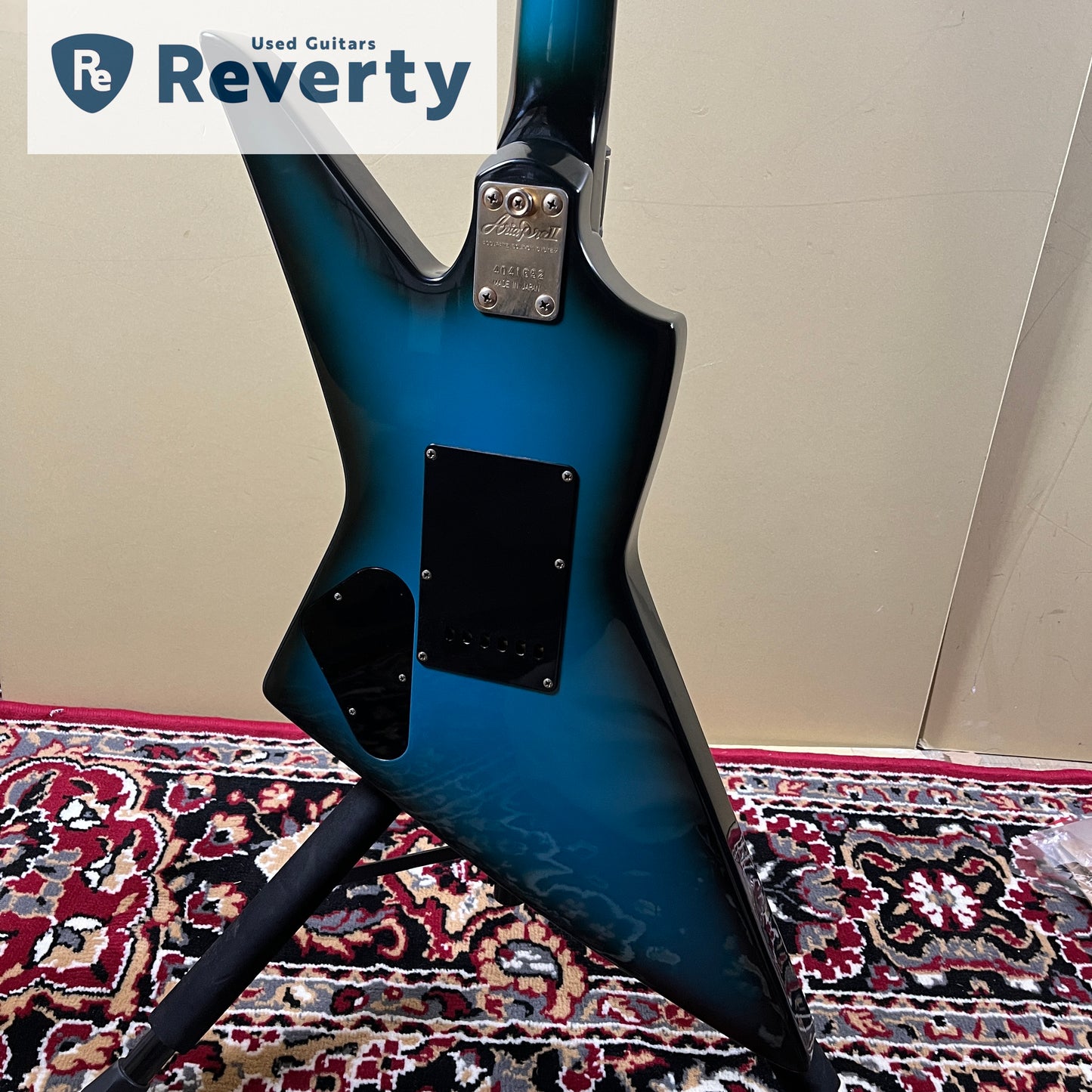 Aria Pro II ZZ Deluxe 1984 MIJ Matsumoku Vintage Metal Guitar Explorer Style Japan