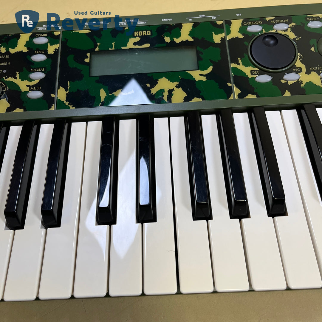 KORG X50-CF Limited Camouflage Edition 61-Key Keyboard Synthesizer w/Power supply Used