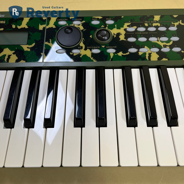KORG X50-CF Limited Camouflage Edition 61-Key Keyboard Synthesizer w/Power supply Used