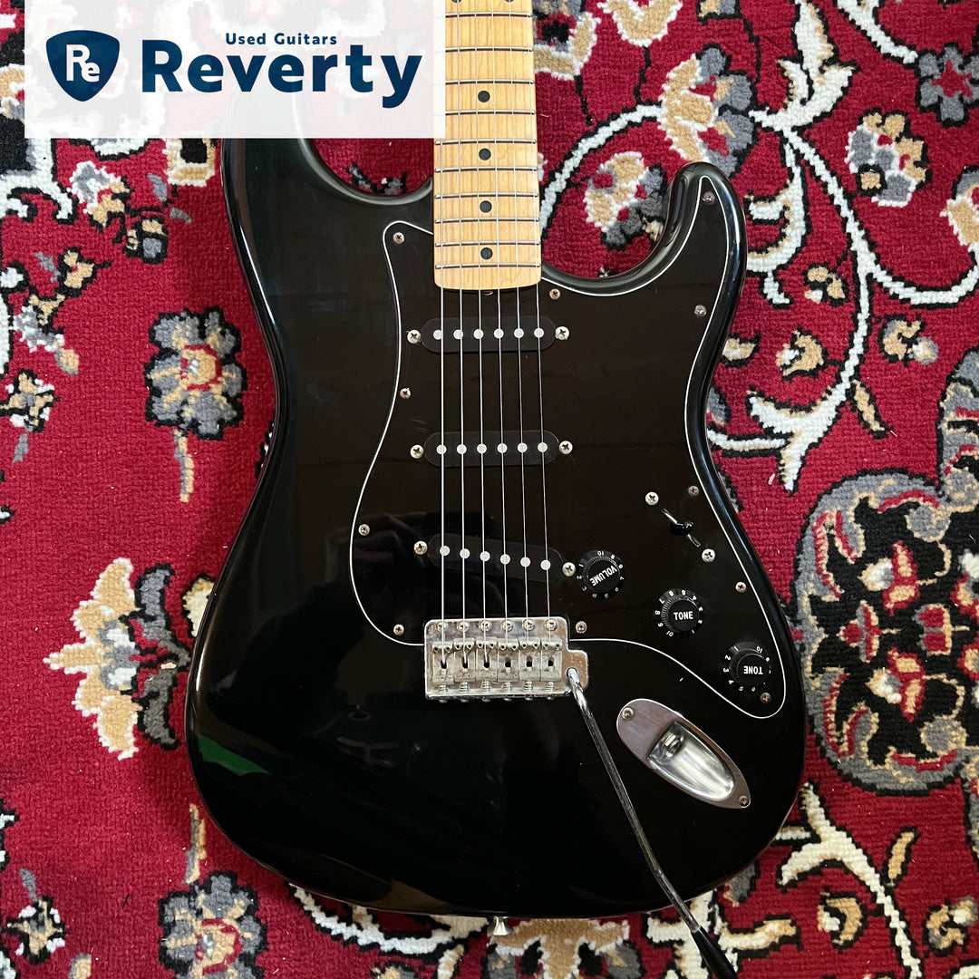Squier by Fender Silver Series Stratocaster SST-M MIJ 1993-1994 Black Japan
