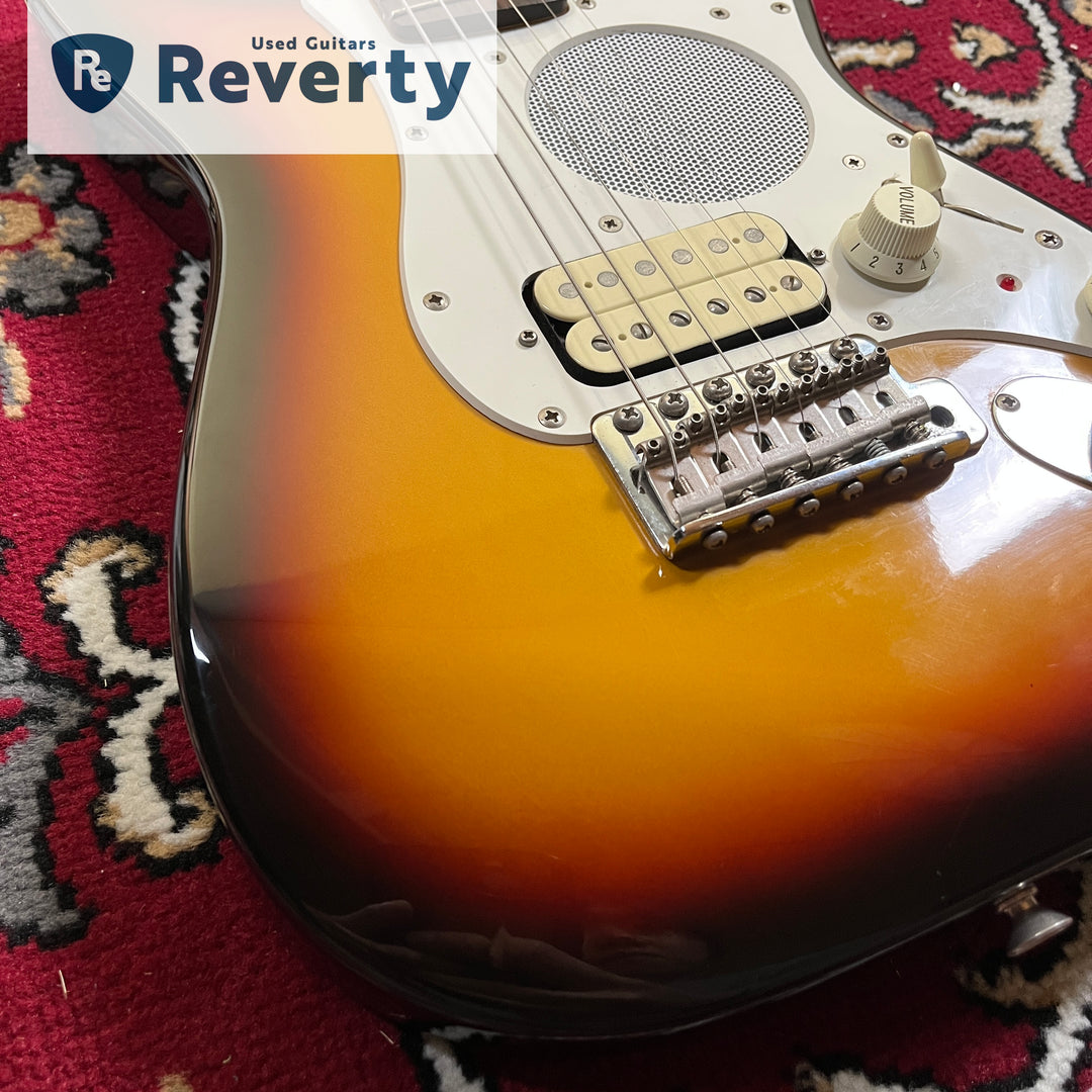 1993-1994 Fender Japan ST-Champ Mini Stratocaster Built-in Amp Sunburst MIJ