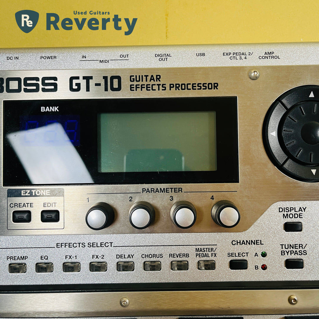 Boss GT-10 Guitar Multi-Effects Floor Processor Pedal Board w/Power cord Used
