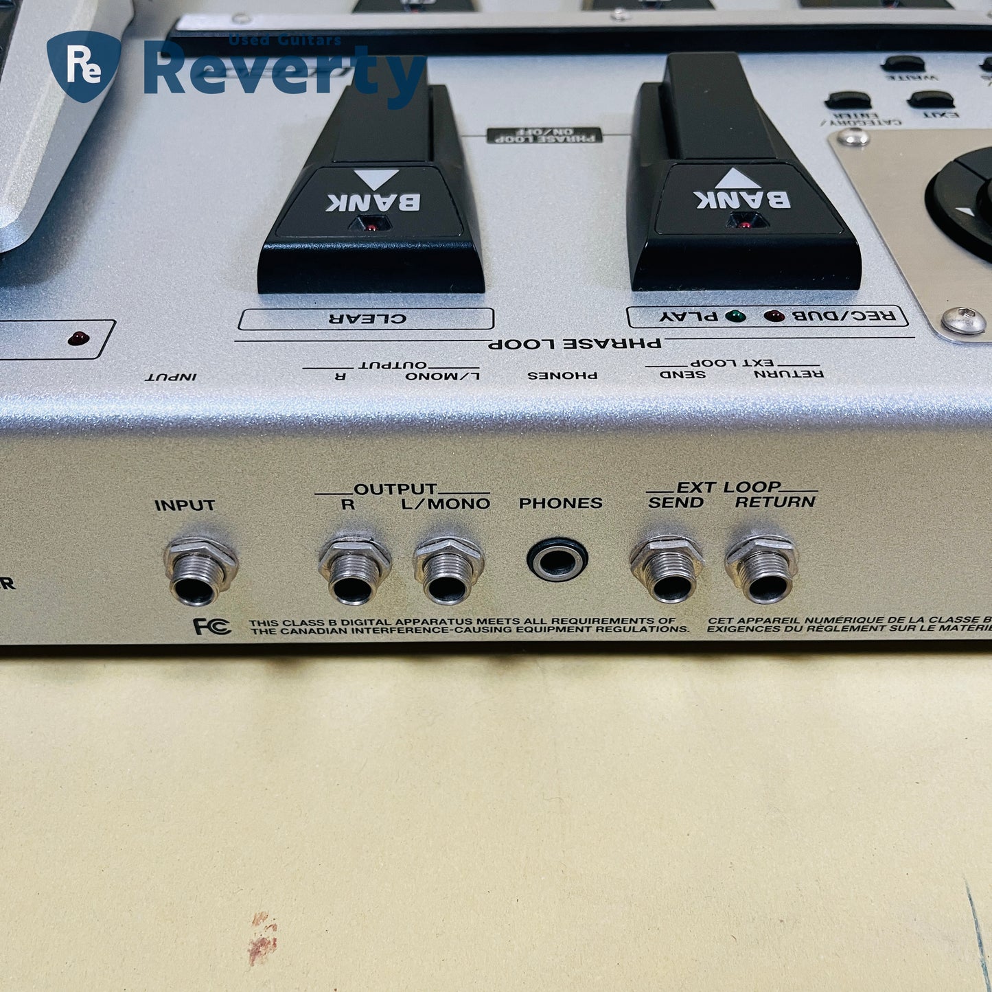 Boss GT-10 Guitar Multi-Effects Floor Processor Pedal Board w/Power cord Used