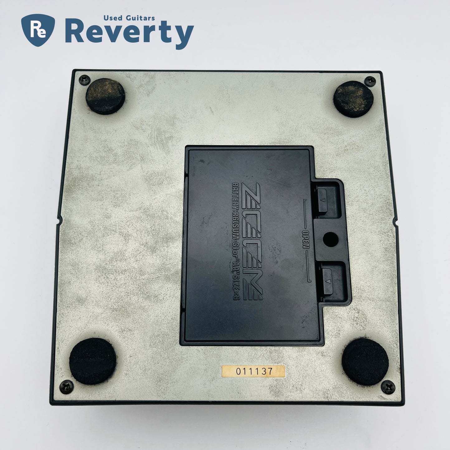 Zoom RFX-300 Digital Reverb & Multi-Effects Processor Guitar Effect Pedal Used