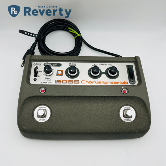 BOSS CE-1 Chorus Ensemble Vintage Analog Guitar Effecter Pedal 1979 Made in Japan