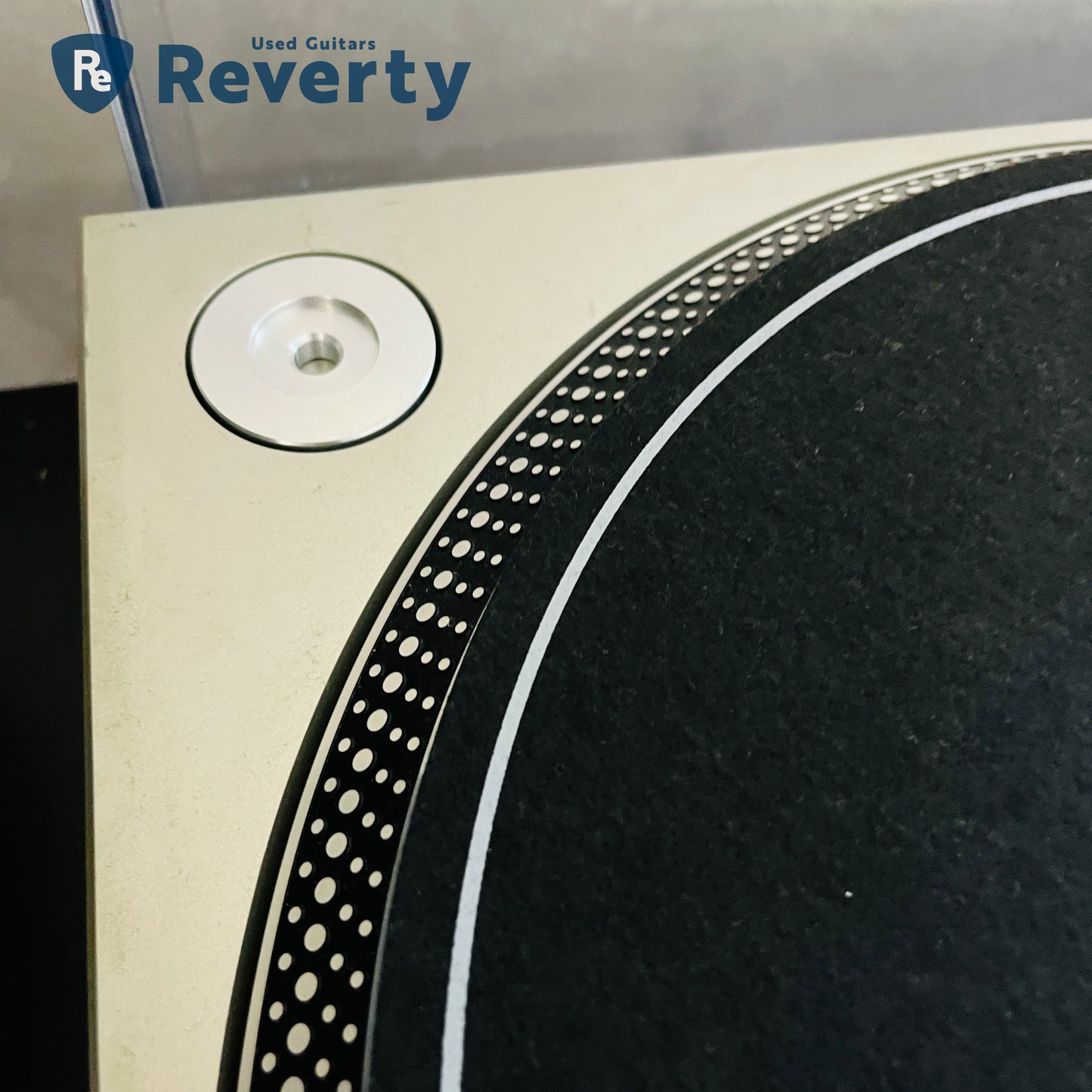 Technics SL-1200MK3D DJ Turntable w/ Shure M44G Made in Japan 100V Used