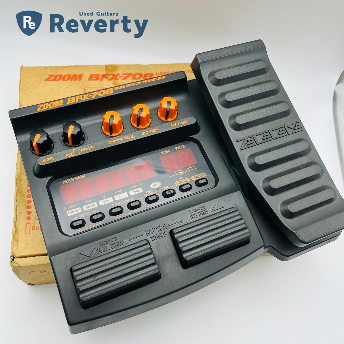 Zoom BFX-708 Bass Multi-Effects Processor Pedal Used w/Box